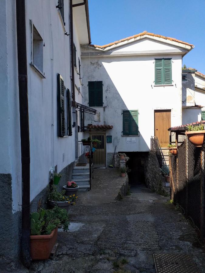 Casa Di Vecchio Borgo Villa Sarzana Exterior photo